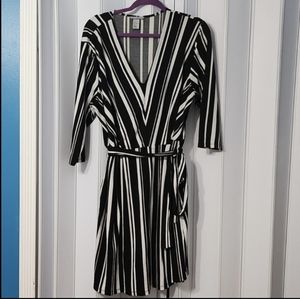 H&M Bold Striped V-Neck Dress